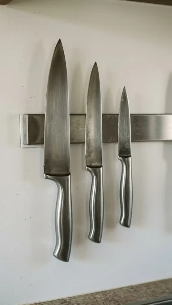 magnetic knife strip